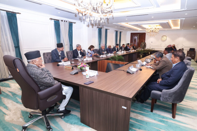 राजावादीको आन्दोलनबारे छानबिन गर्ने सरकारको निर्णय