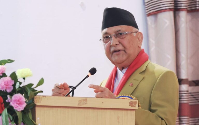 प्रधानमन्त्री ओलीले भने– वार्तामा आउनुस्, सहमति गरेर काममा फर्किनुस्