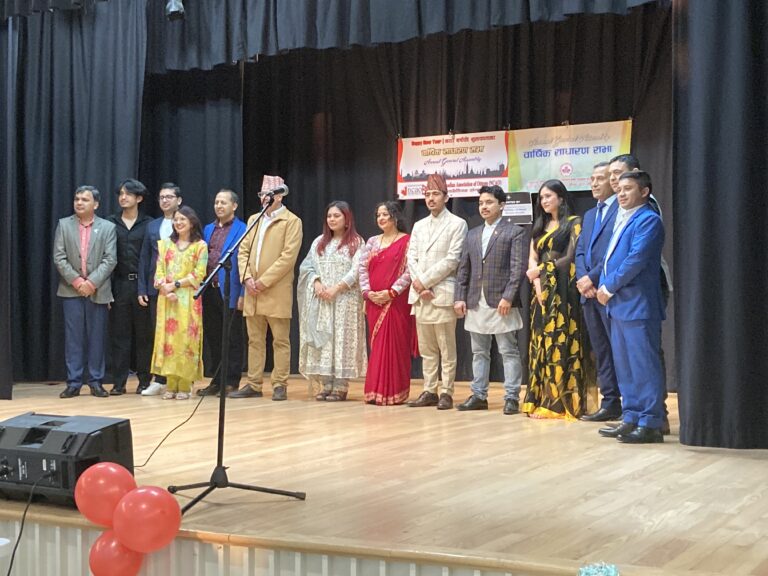 जब अटवामा गुन्जियो ‘नेपालीले माया मार्‍यो बरिलै’