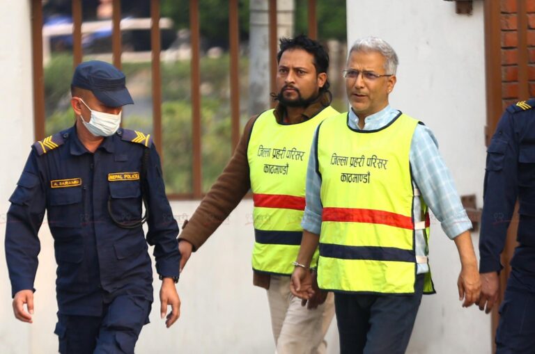 रवीन्द्र मिश्र र दुर्गा प्रसाईंलगायतलाई ७ दिन हिरासतमा राख्न म्याद थप