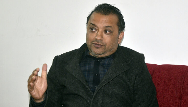 पूर्व राजालक्षित गगनको टिप्पणी– अबको दशक मिल्काइसकेको पात्रको बारेमा छलफल गर्ने समय होइन