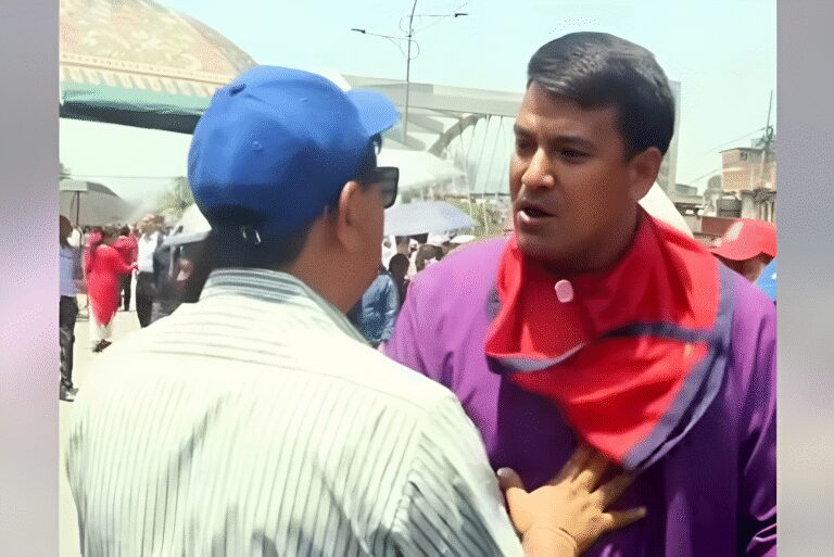 शिक्षक आन्दोलनमा अभिभावक घुसेपछि हातपात 