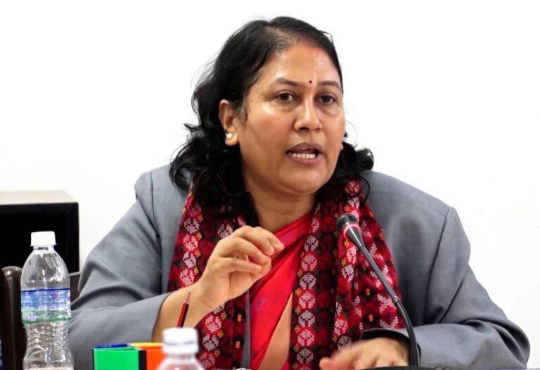 शिक्षामन्त्री भट्टराईले दिइन् राजीनामा