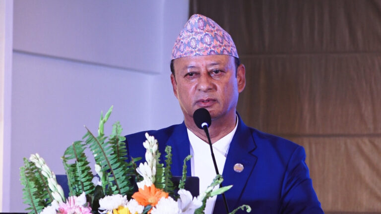 बंगलादेशसँगको विद्युत् व्यापारबाट मासिक २५ करोड बढी आम्दानी हुनेछ : ऊर्जामन्त्री खड्का