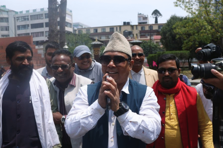 सर्वोच्चको पत्रले छुटे रेशम चौधरी