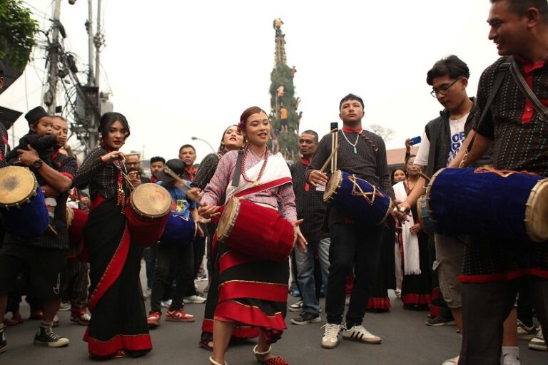 सेतो मछिन्द्रनाथको रथ जात्रा सुरु