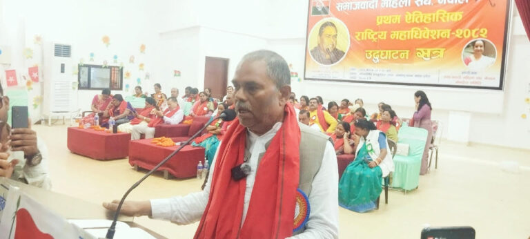 अहिलेकाे सरकारलाई बिचौलिया र तस्करले चलाएका छनः उपेन्द्र यादव