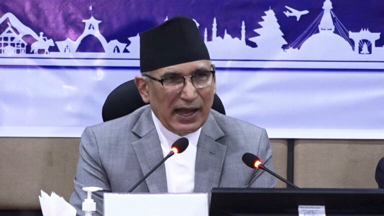 उद्योगी व्यवसायीका समस्या समाधान गर्न सरकार प्रतिवद्ध छ: अर्थमन्त्री  पौडेल (भिडियोसहित)