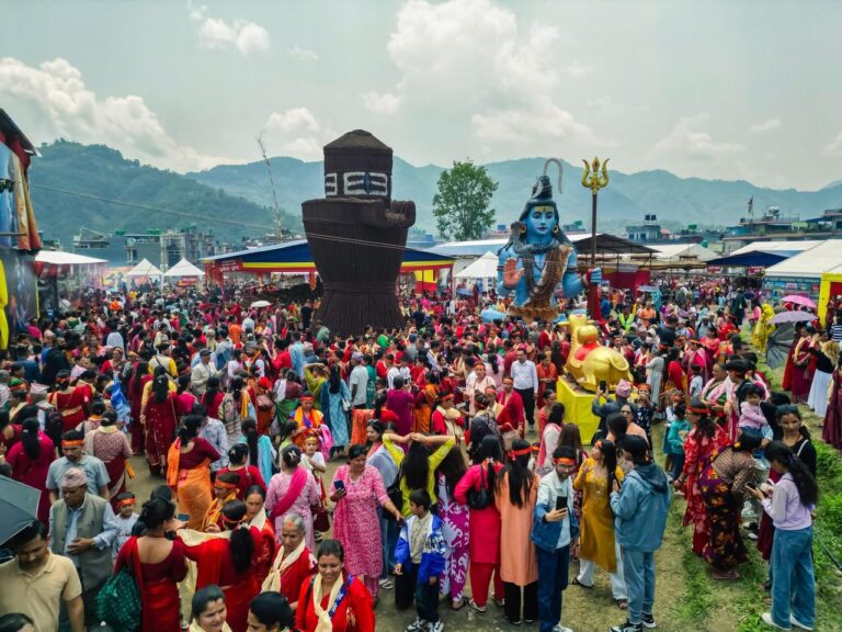 एकैदिन झन्डै एक लाख भक्तजनले कोटिहोमको दर्शन गरे