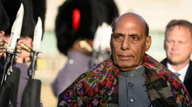 भारत-पाकिस्तानको आफ्नै दाबी : लाहोरको हवाई रक्षा प्रणाली ध्वस्त, २५ भारतीय ड्रोन खसालियो
