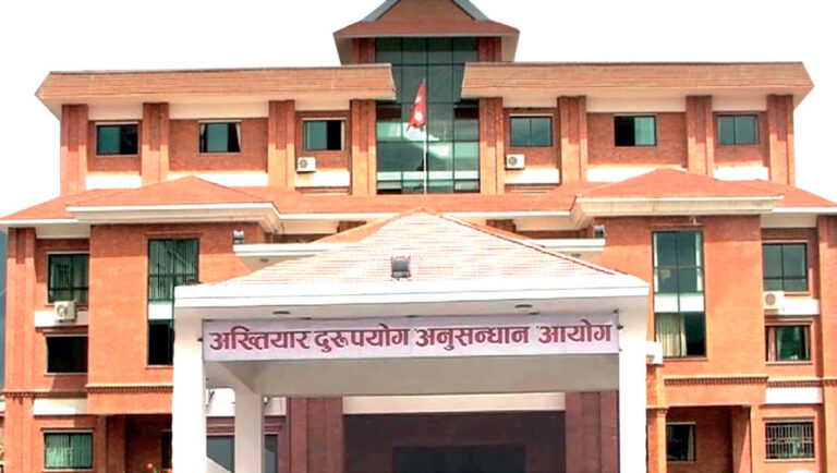भ्रष्टाचार आरोपमा मधेश प्रदेश सांसदका स्वकीय सचिव पक्राउ