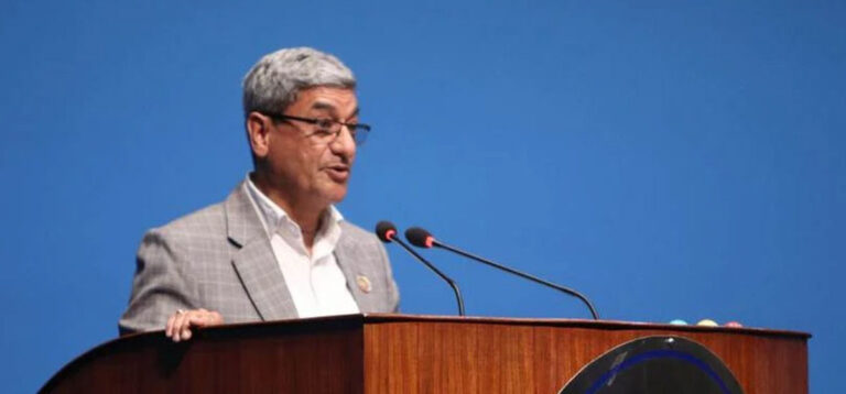 रेशम पक्राउबारे गृहमन्त्रीको जवाफ- कुनै पूर्वाग्रह राखेकाे होइन