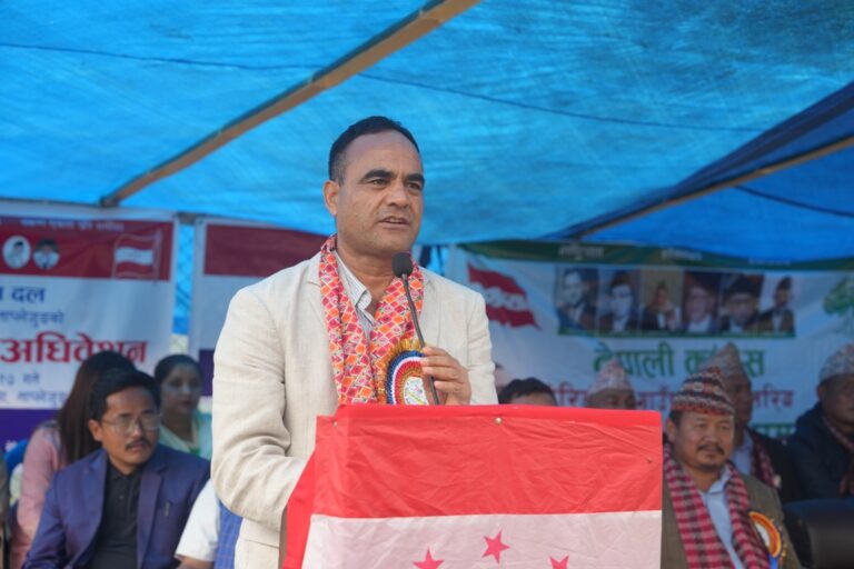संविधानमाथि हमला गर्न खोज्नेविरुद्ध कांग्रेस एकजुट हुनुपर्छ: नेता महर