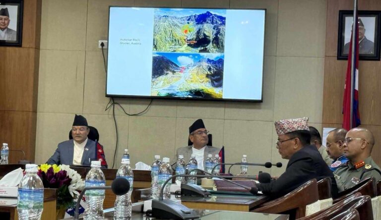 हुम्लाको बाढी पहिरो प्रभावित क्षेत्रमा तत्काल राहत उपलब्ध गराउन गृहमन्त्री लेखकको निर्देशन