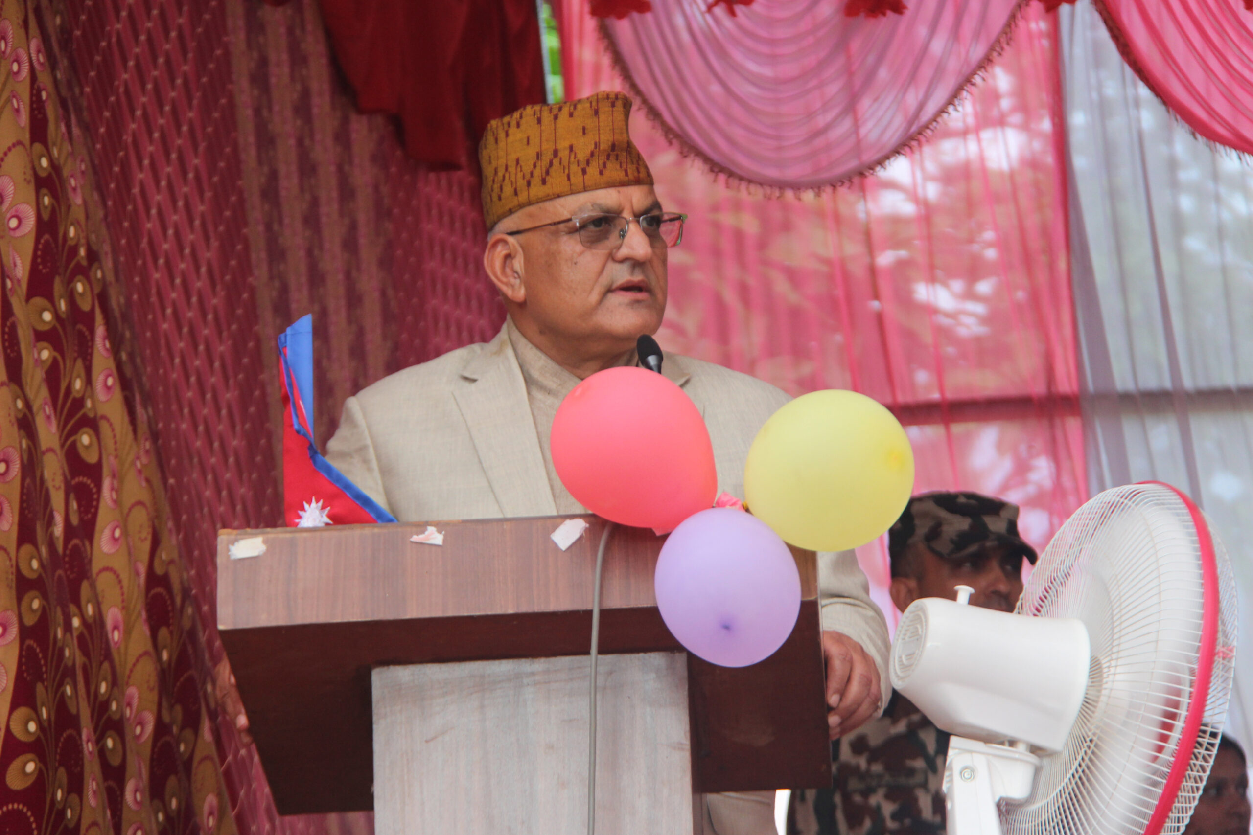 ‘गणतन्त्रको विकल्प राजतन्त्र हुन सक्दैन’