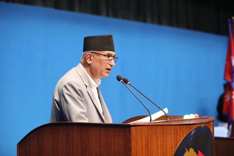 प्रतिनिधिसभाको बैठक बस्दै,  बजेटमाथि उठेका प्रश्नको अर्थमन्त्रीले जवाफ दिने