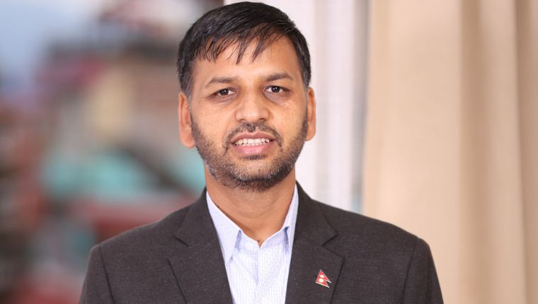 ‘अनलाइनबाट समाचार हटाउने आदेश आएछ, पत्रिकामा छापिए जलाउने, रेडियो-टिभीमा आए फुटाउने हो ?’