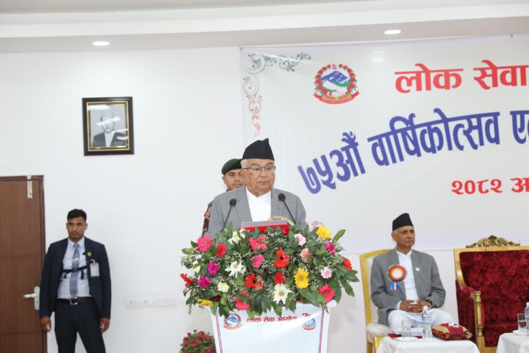 कर्मचारीतन्त्रले नागरिकको मन जितेमात्र लोकतन्त्र दरिलो हुन्छः राष्ट्रपति पौडेल