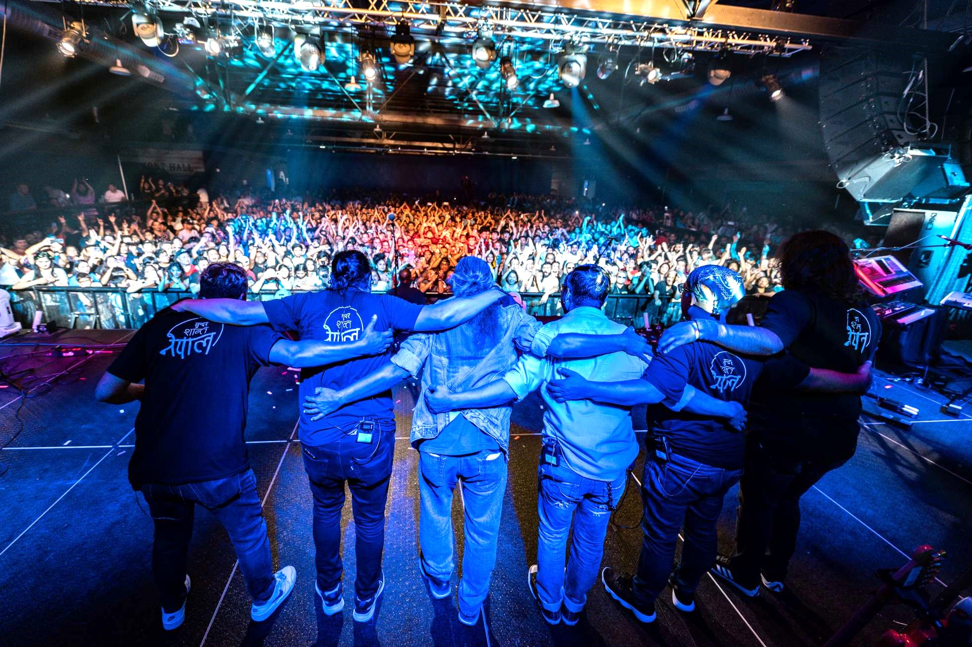03-Nepathya-members-bow-down-to-the-audience-as-the-last-leg-of-the-US-tour-2025-concludes.-Photo---Monsoon-Shrestha---nepalaya-1750045366.jpg