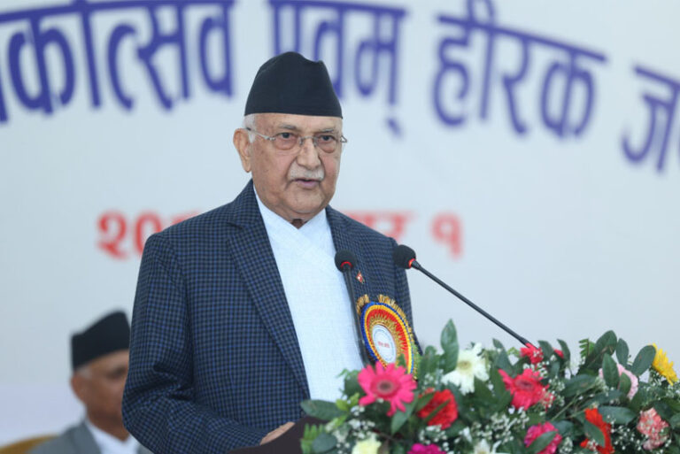 देश चलाउन सक्ने कर्मचारीतन्त्र चाहियो : प्रधानमन्त्री ओली