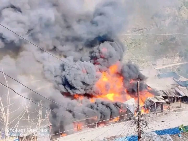 बाजुराको बाम्का बजारमा भीषण आगलागी :आठ करोड ७७ लाख बढीको क्षति
