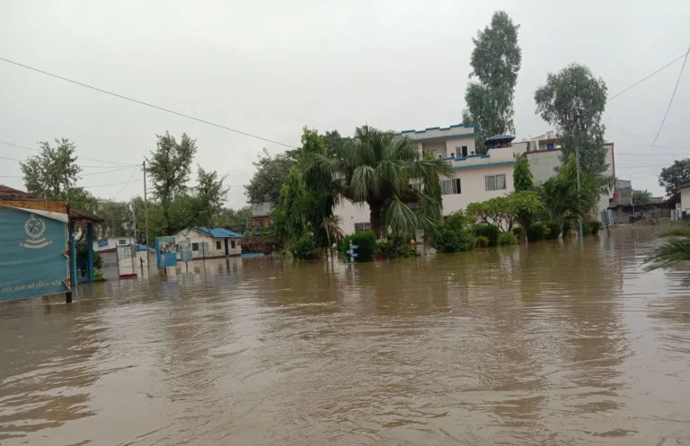 मोहना नदीमा पानीको बाहव बढ्यो, उच्च सतर्क रहन आग्रह
