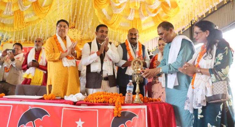 समस्याको मूल जरो संविधानमा छ, पुनर्लेखनको विकल्प छैन : उपेन्द्र यादव