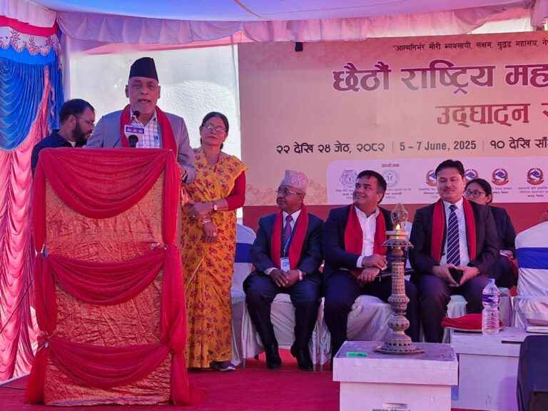 स्वदेशी मह सेवन गर्न मन्त्री अधिकारीको आग्रह