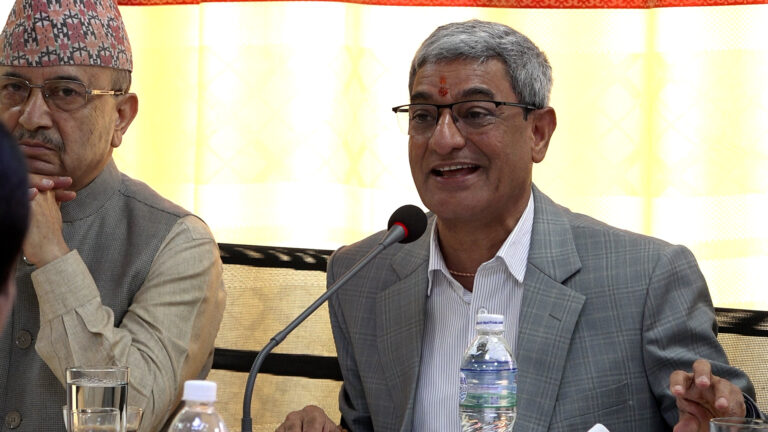 ‘गैरआवासीय नेपाली नागरिकता प्राप्त गर्नेले राजनीतिक अधिकार पाउँदैन्’