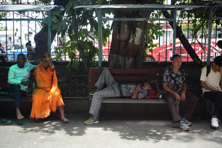 देशभरका अस्पतालमा आकस्मिकबाहेकका सेवा ठप्प(भिडियो)