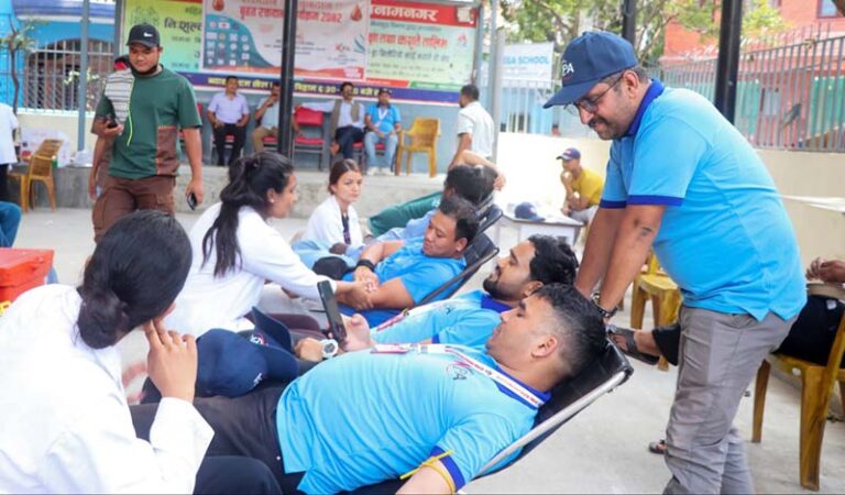 राष्ट्रिय श्रष्टा तथा प्रस्तोता प्रतिष्ठानको आयोजनामा रक्तदान कार्यक्रम सम्पन्न