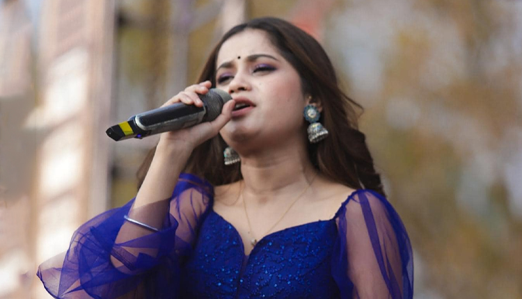 फेसबुकमा गायिका एलिना चौहानलाई अभद्र गाली गरेको आरोपमा गुञ्जन राई पक्राउ
