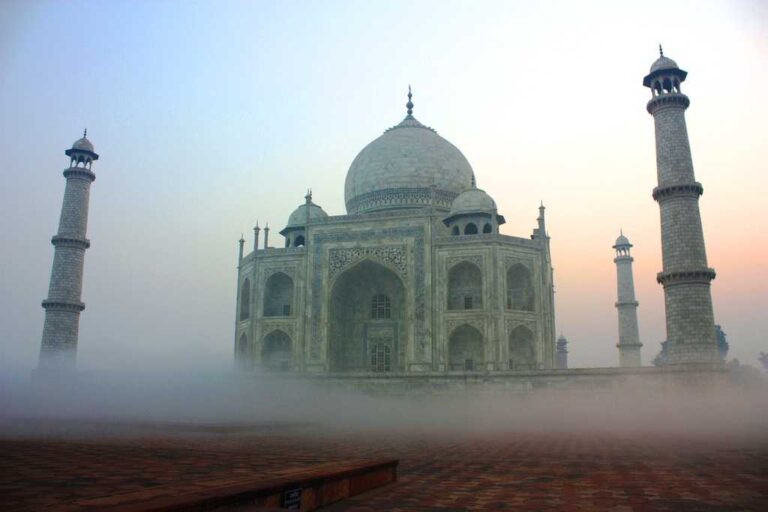 आगराको ताजमहलसहित धेरैजसो विश्व सम्पदा स्थलहरू खडेरी वा बाढीको जोखिममा : संयुक्त राष्ट्रसङ्घ