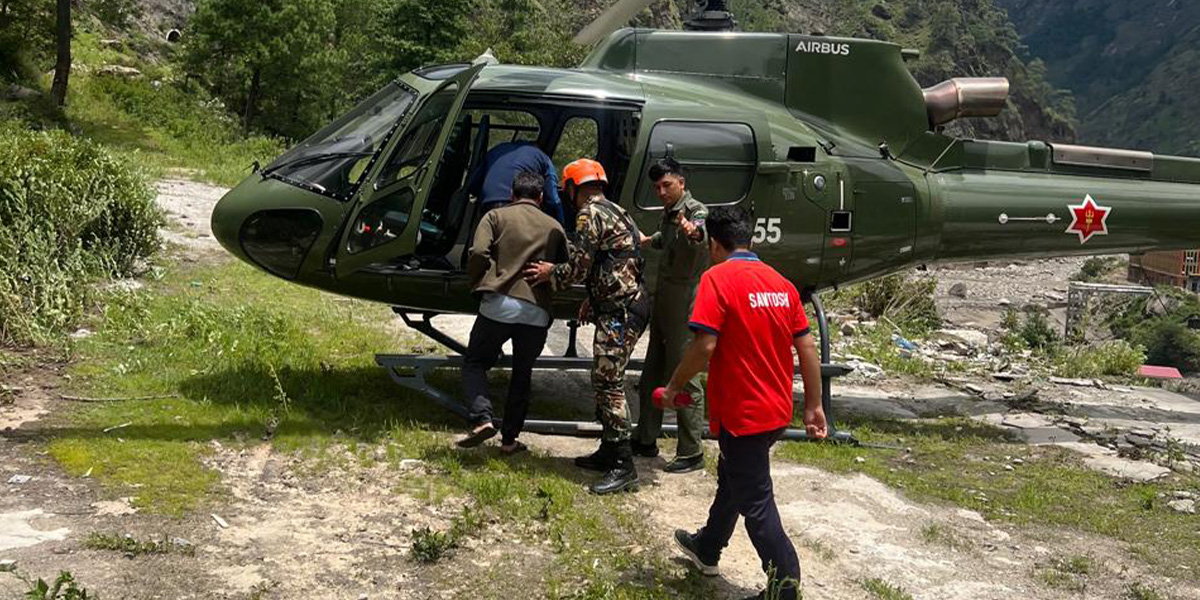 उद्धारका लागि गएको नेपाली सेनाको हेलिकोप्टर चिनियाँ भूमिमा ‘फोर्स ल्याण्डिङ’